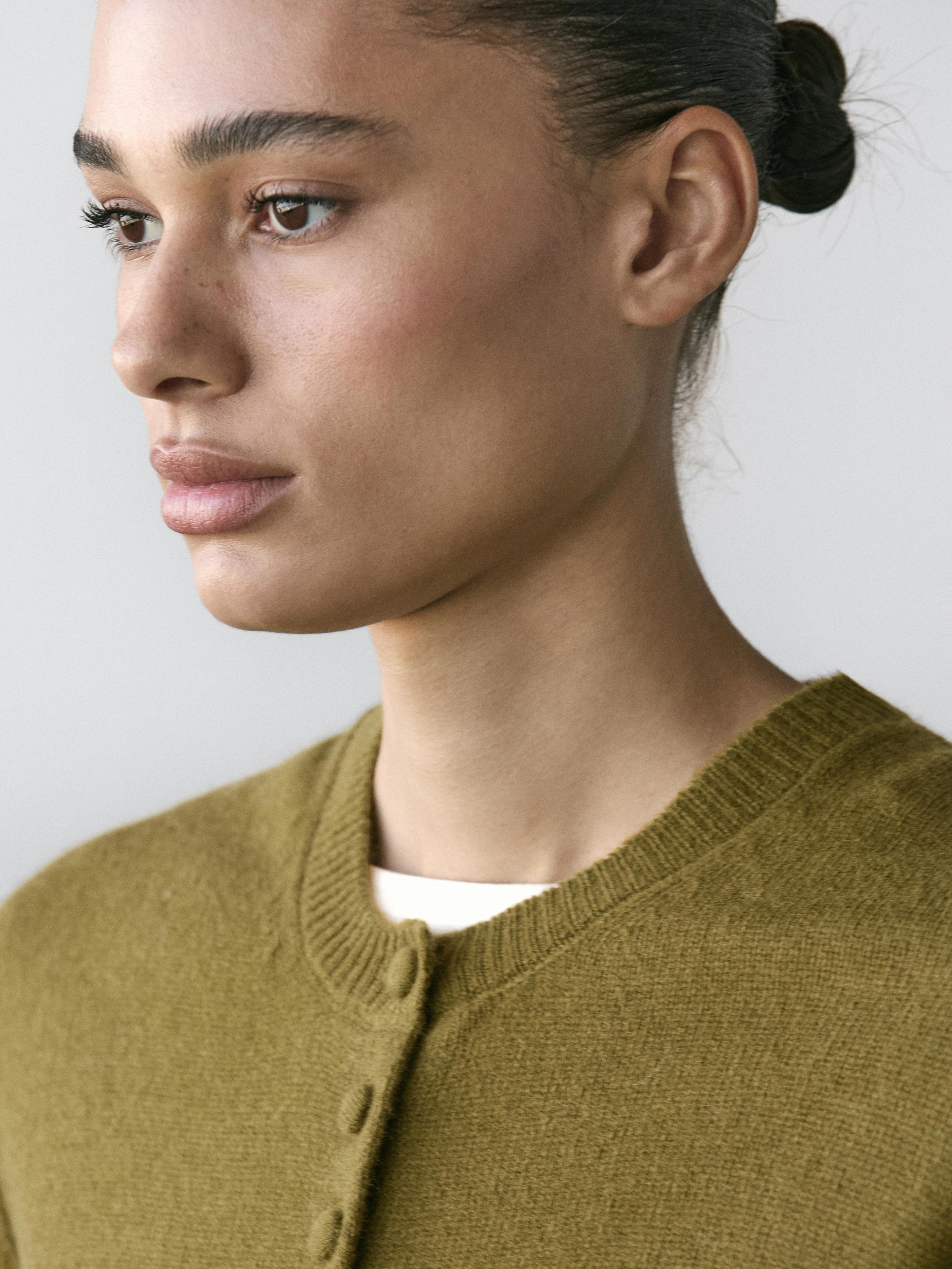 Cardigan 100 % laine avec boutons recouverts